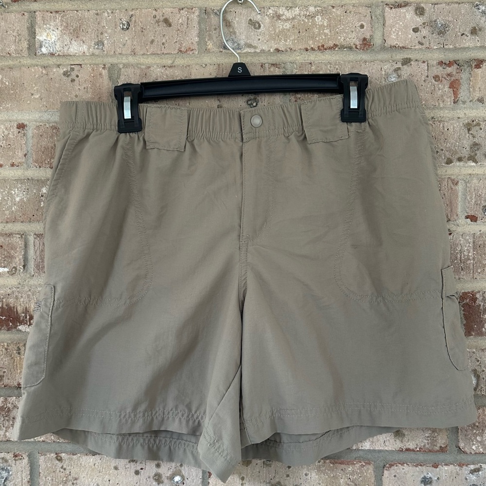 Women’s Columbia Hiking Shorts